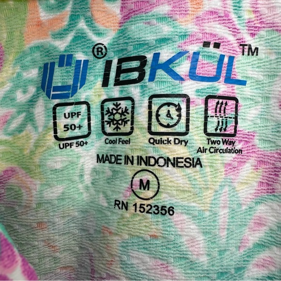 IBKÜL Lilli Mock Neck Long Sleeve UPF 50+ Cooling Quarter Zip Sun Shirt - Picture 14 of 16